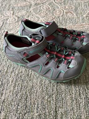 Merrell Gray Mint and Pink Closed-Toe Outdoor Sandals